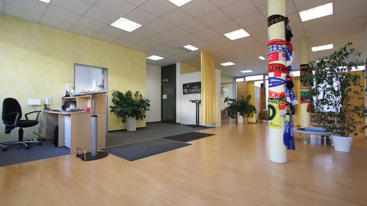 Ingo Leibinger Immobilienvermittlung - Immobilienangebot - Tuttlingen - Alle - Praxisflächen in Geschäftshaus im Zentrum von Tuttlingen zur Vermietung!