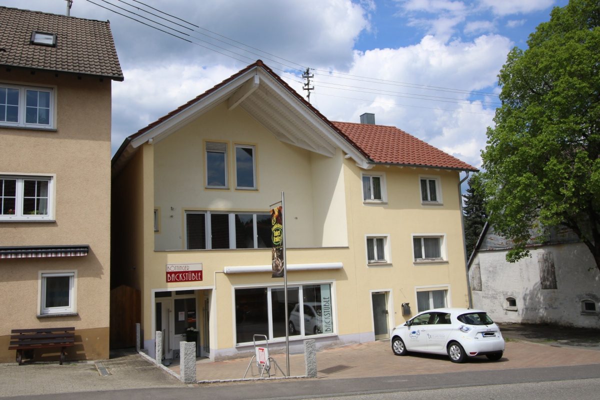Ingo Leibinger Immobilienvermittlung - Immobilienangebot - Bttingen - Alle - Wohn-und Geschäftshaus zentral in Böttingen!
