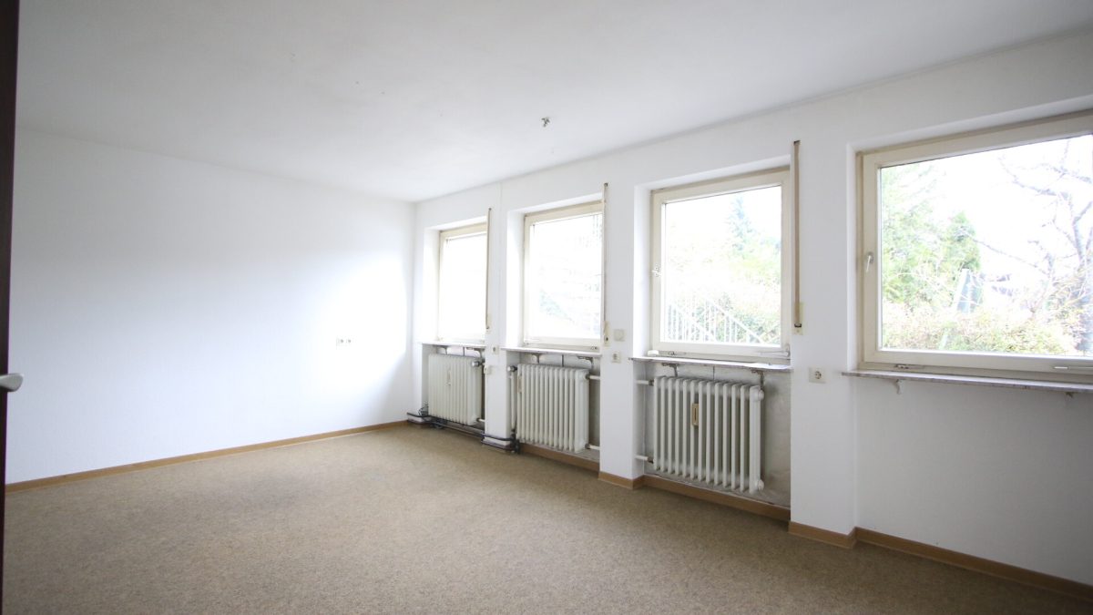 Ingo Leibinger Immobilienvermittlung - Immobilienangebot - Tuttlingen - Alle - Büro- und Praxisflächen mit Garage