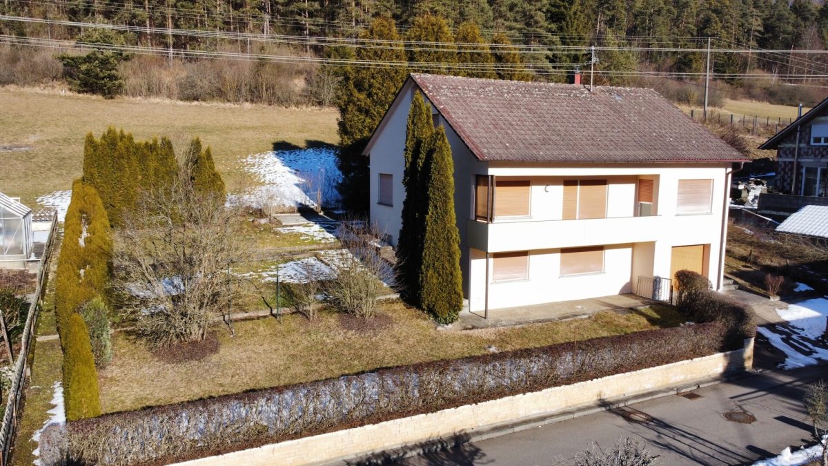 Ingo Leibinger Immobilienvermittlung - Immobilienangebot - Tuttlingen / Eálingen - Alle - Einfamilienhaus in traumhaft sonniger und ruhiger Lage!