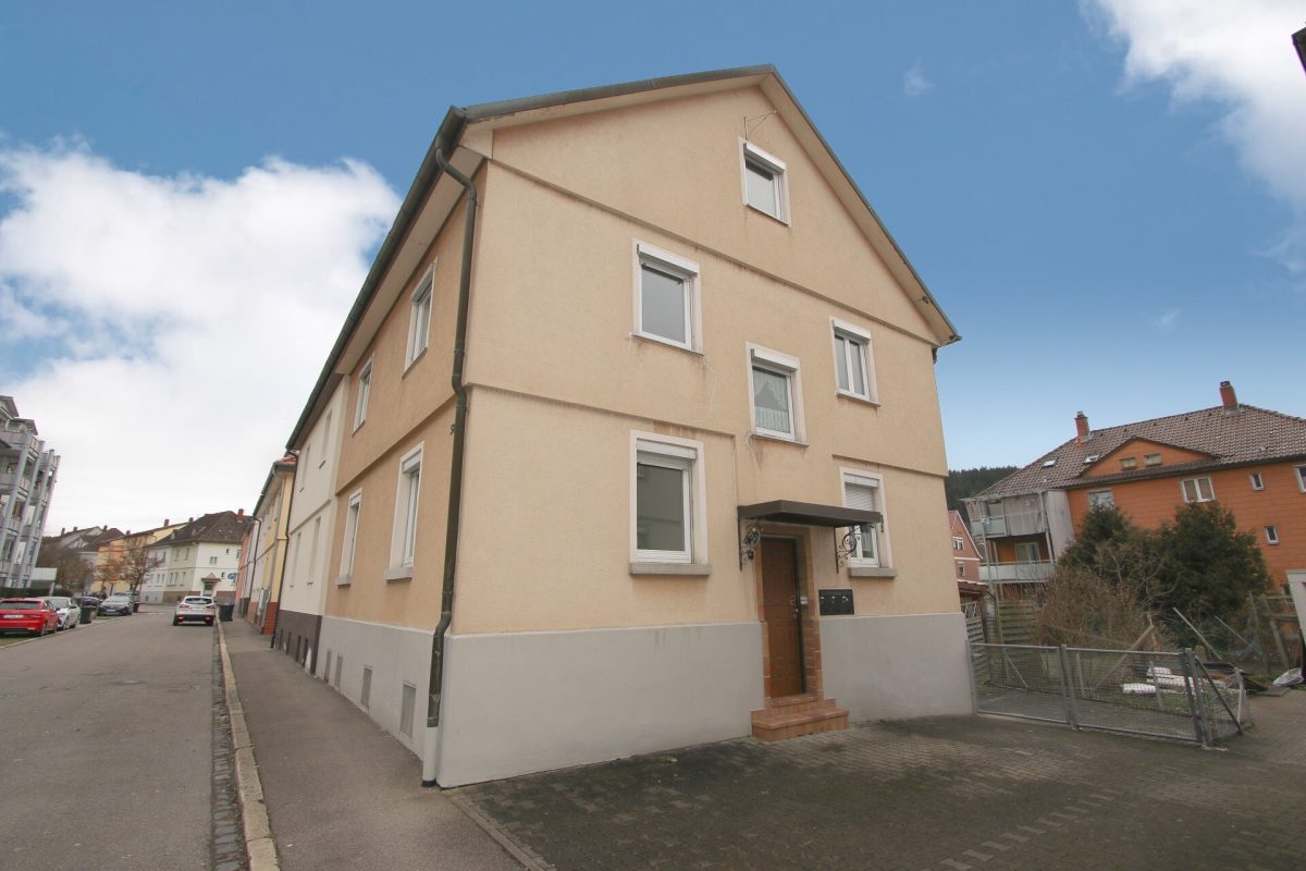 Ingo Leibinger Immobilienvermittlung - Immobilienangebot - Tuttlingen - Alle - Die Gelegenheit! 2-3 Familienhaus in Tuttlingen bezugsfrei und ideal zur Kapitalanlage