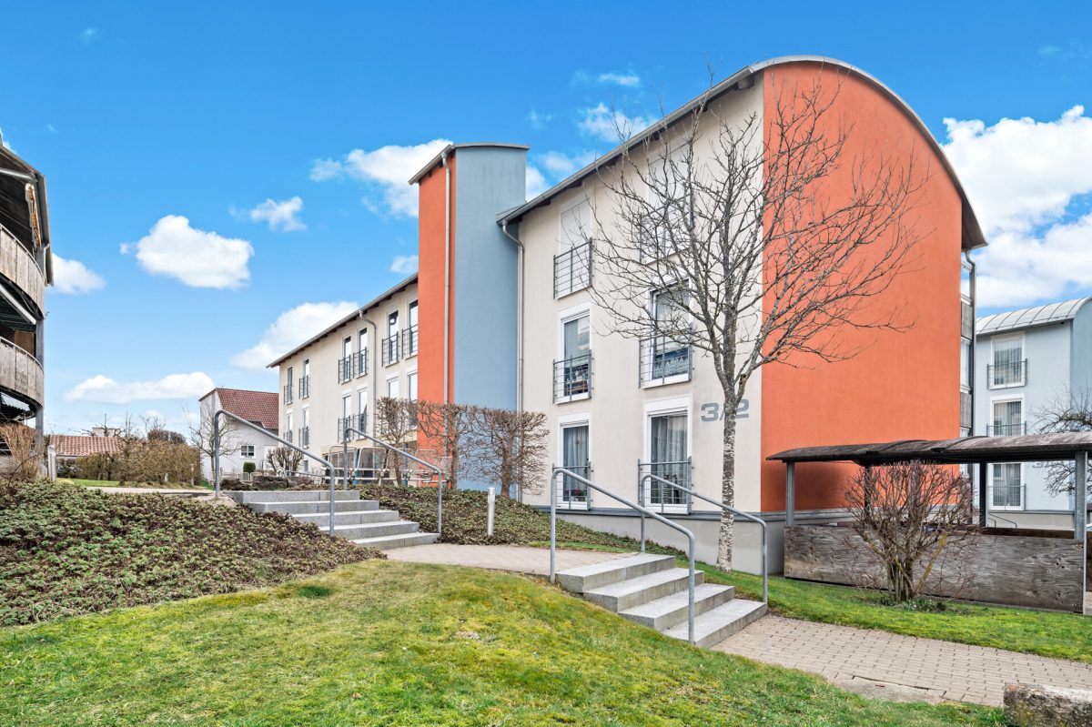 Ingo Leibinger Immobilienvermittlung - Immobilienangebot - Tuttlingen - Alle - 2-Zimmer-Seniorenwohnung in sonniger Lage mit Balkon
- vermietet - ideal für Kapitalanleger