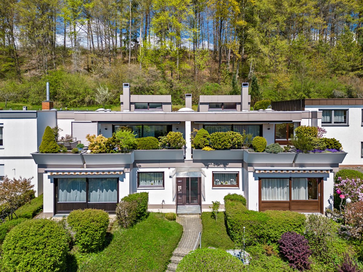 Ingo Leibinger Immobilienvermittlung - Immobilienangebot - Tuttlingen - Alle - Große 4,5-Zimmerwohnung mit Balkon und Garage  in ruhiger Wohnlage