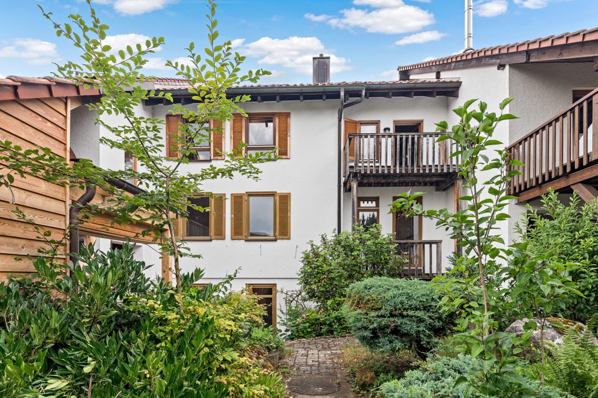 Ingo Leibinger Immobilienvermittlung - Immobilienangebot - Tuttlingen - Alle - PROVISIONSFREI - Ihre Gelegenheit - Attraktives Haus in schöner Lage von Tuttlingen