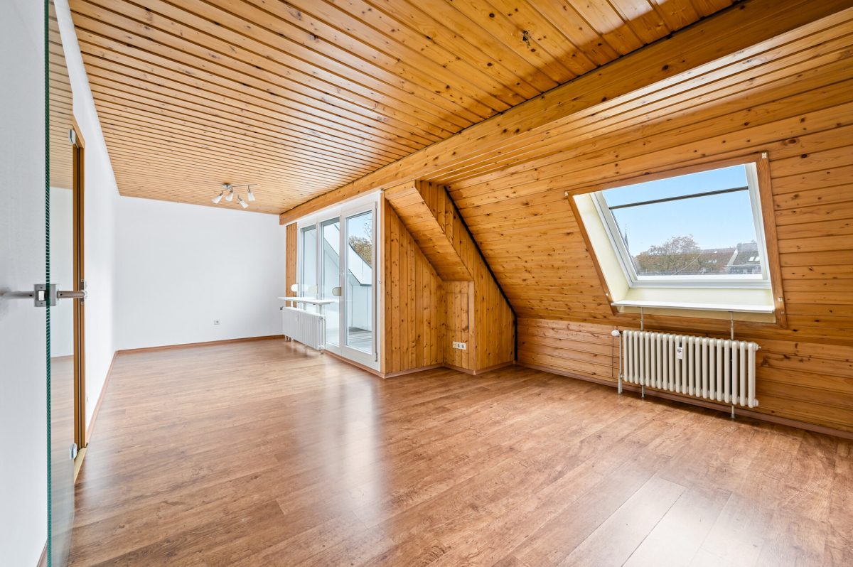 Ingo Leibinger Immobilienvermittlung - Immobilienangebot - Tuttlingen - Alle - PROVISIONSFREI - Gemütliche 2 Zimmer-Wohnung mit Dachterrasse