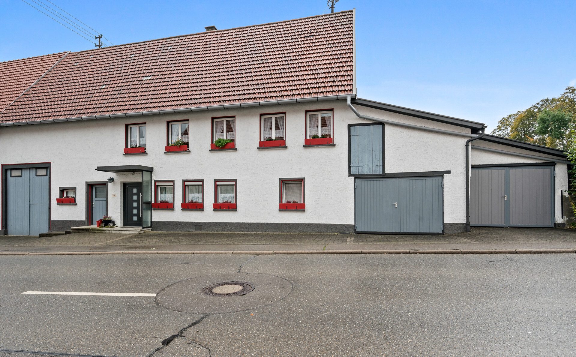 Ingo Leibinger Immobilienvermittlung - Immobilienangebot - Bubsheim - Alle - PROVISIONSFREI - Charmantes, renoviertes Bauernhaus mit großzügigem Platzangebot