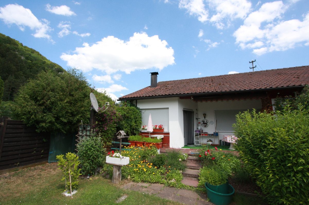Ingo Leibinger Immobilienvermittlung - Immobilienangebot - Fridingen - Alle - 3 Zimmerwohnung mit großem Garten