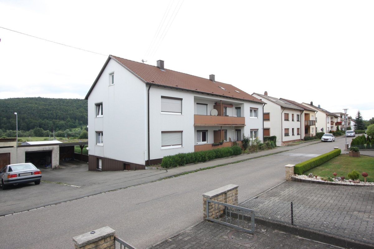 Ingo Leibinger Immobilienvermittlung - Immobilienangebot - Tuttlingen-Mhringen - Alle - PROVISIONSFREI! Das ist Ihre Gelegenheit, kaufen Sie 3 Wohnungen auf einmal!