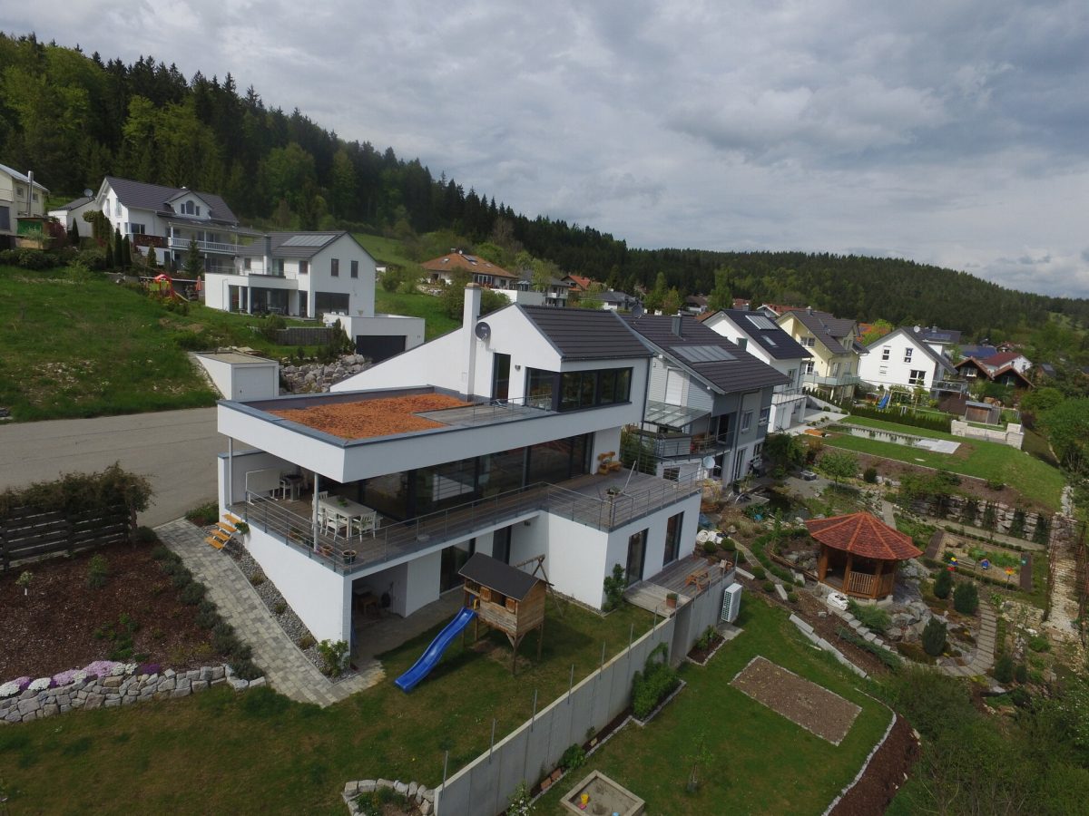 Ingo Leibinger Immobilienvermittlung - Immobilienangebot - Tuttlingen - Alle - Modernes, exclusives Wohnen in traumhafter Aussichtslage