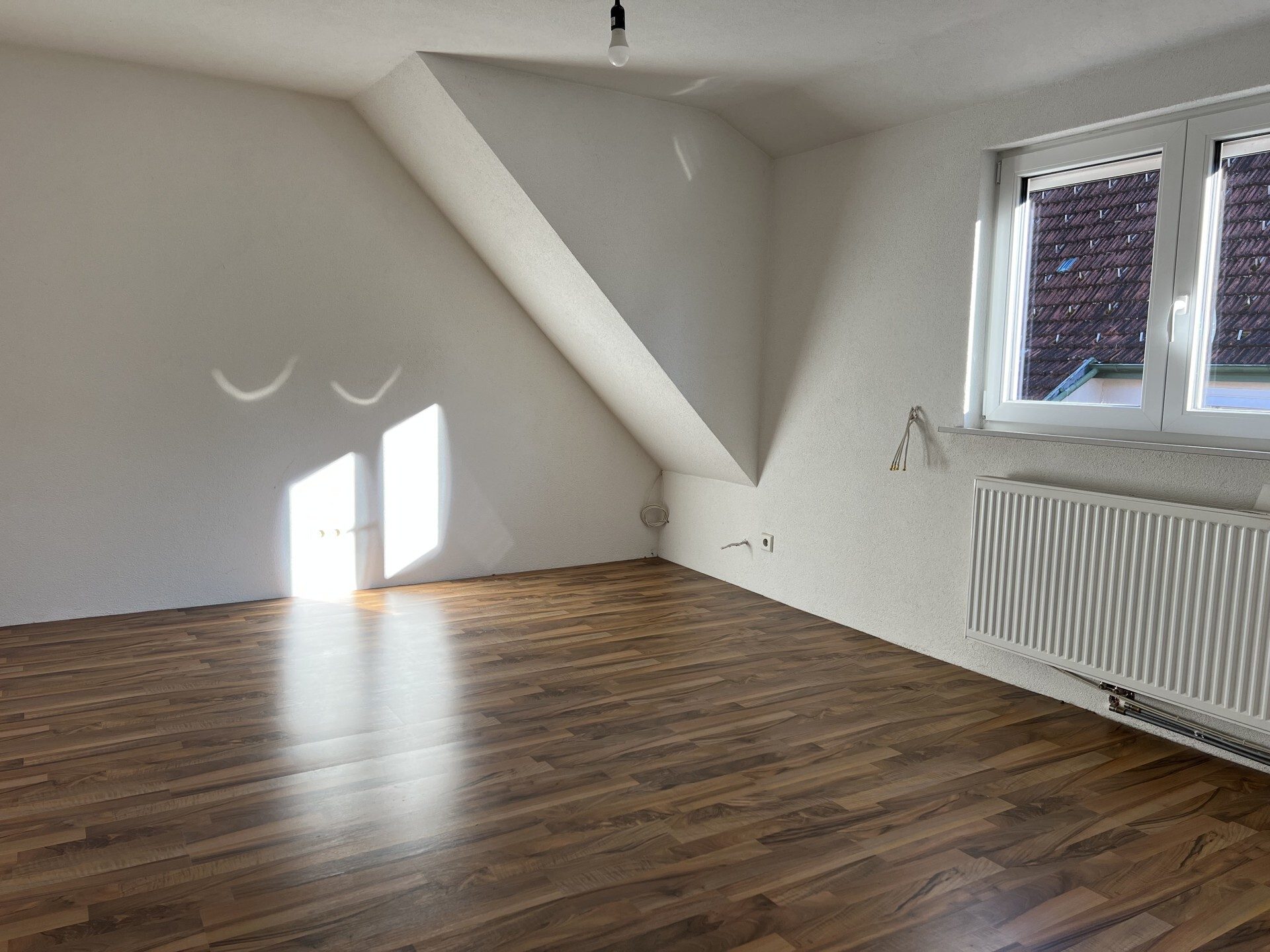Ingo Leibinger Immobilienvermittlung - Immobilienangebot - Bärenthal - Alle - PROVISIONSFREI- Idyllisches Wohnen mit Weitblick: Haus mit zwei separaten Wohnungen in ruhiger Ortslage