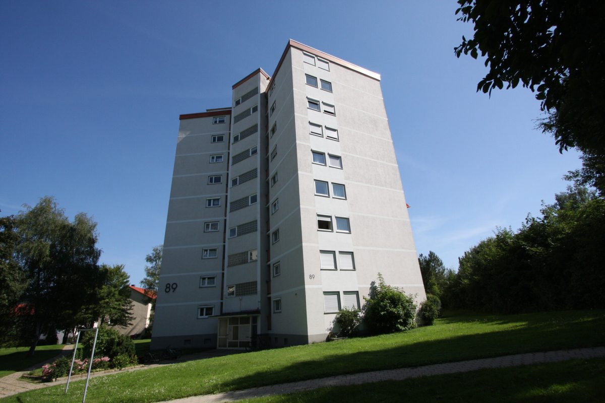 Ingo Leibinger Immobilienvermittlung - Immobilienangebot - Tuttlingen - Alle - 3 Zimmer-Wohnung mit Aufzug und Balkon.