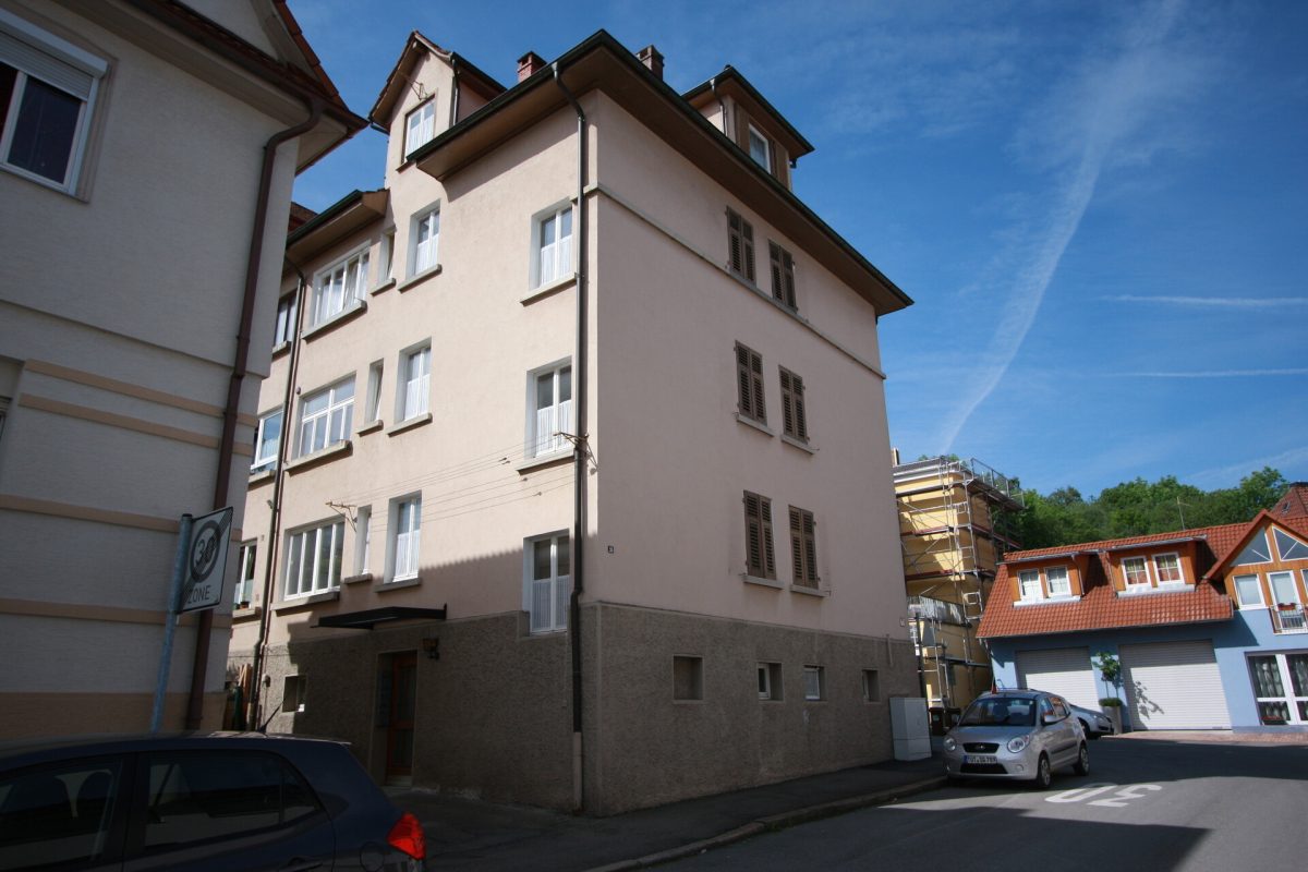 Ingo Leibinger Immobilienvermittlung - Immobilienangebot - Tuttlingen - Alle - 3 Familien-Stadthaus mit Ausbaureserve