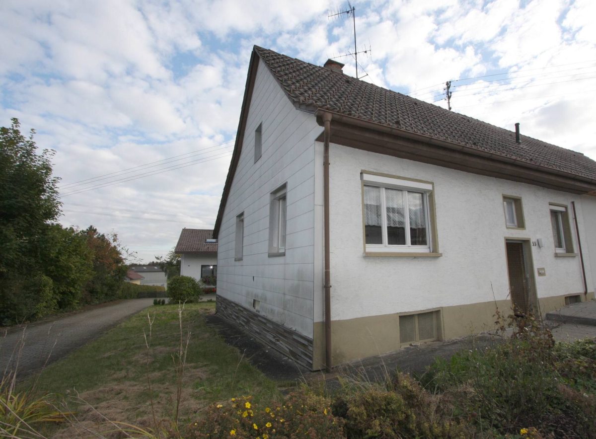 Ingo Leibinger Immobilienvermittlung - Immobilienangebot - Emmingen-Liptingen - Alle - Einfamilienhaus / DHH