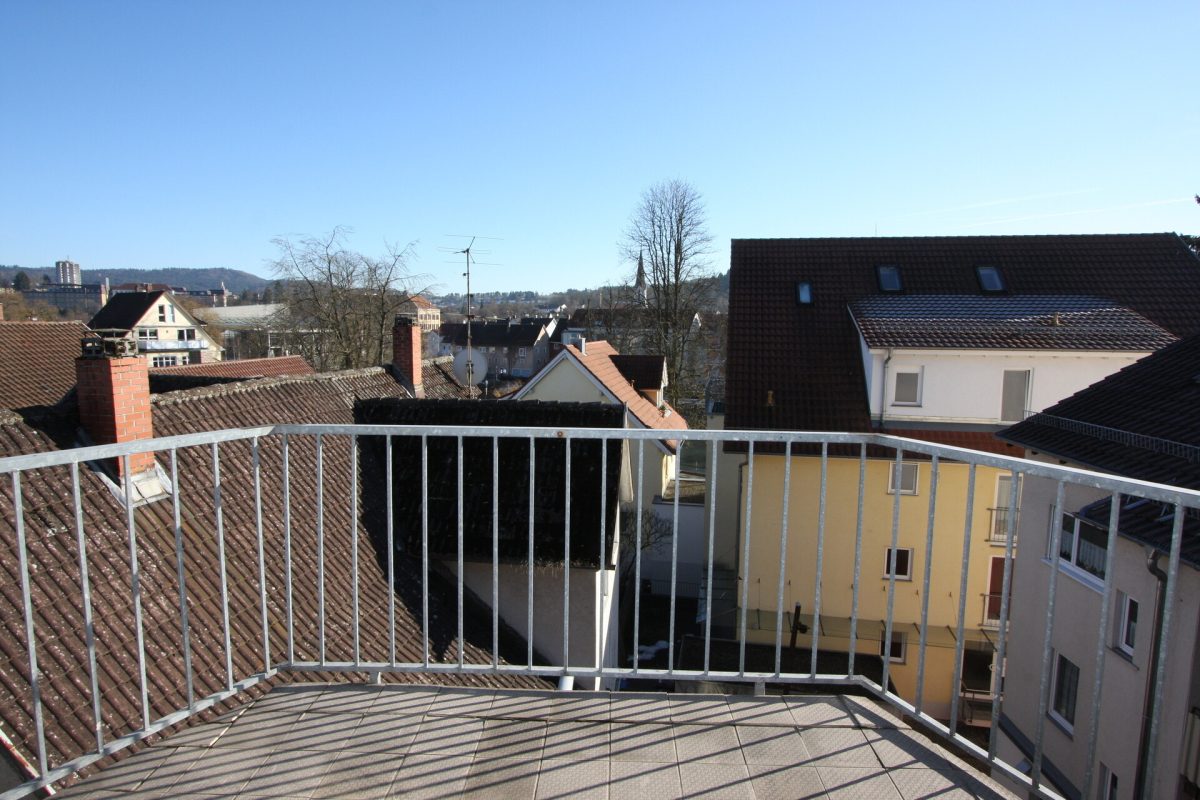 Ingo Leibinger Immobilienvermittlung - Immobilienangebot - Tuttlingen - Alle - 4 - Zimmer Wohnung mit Balkon zur Donau