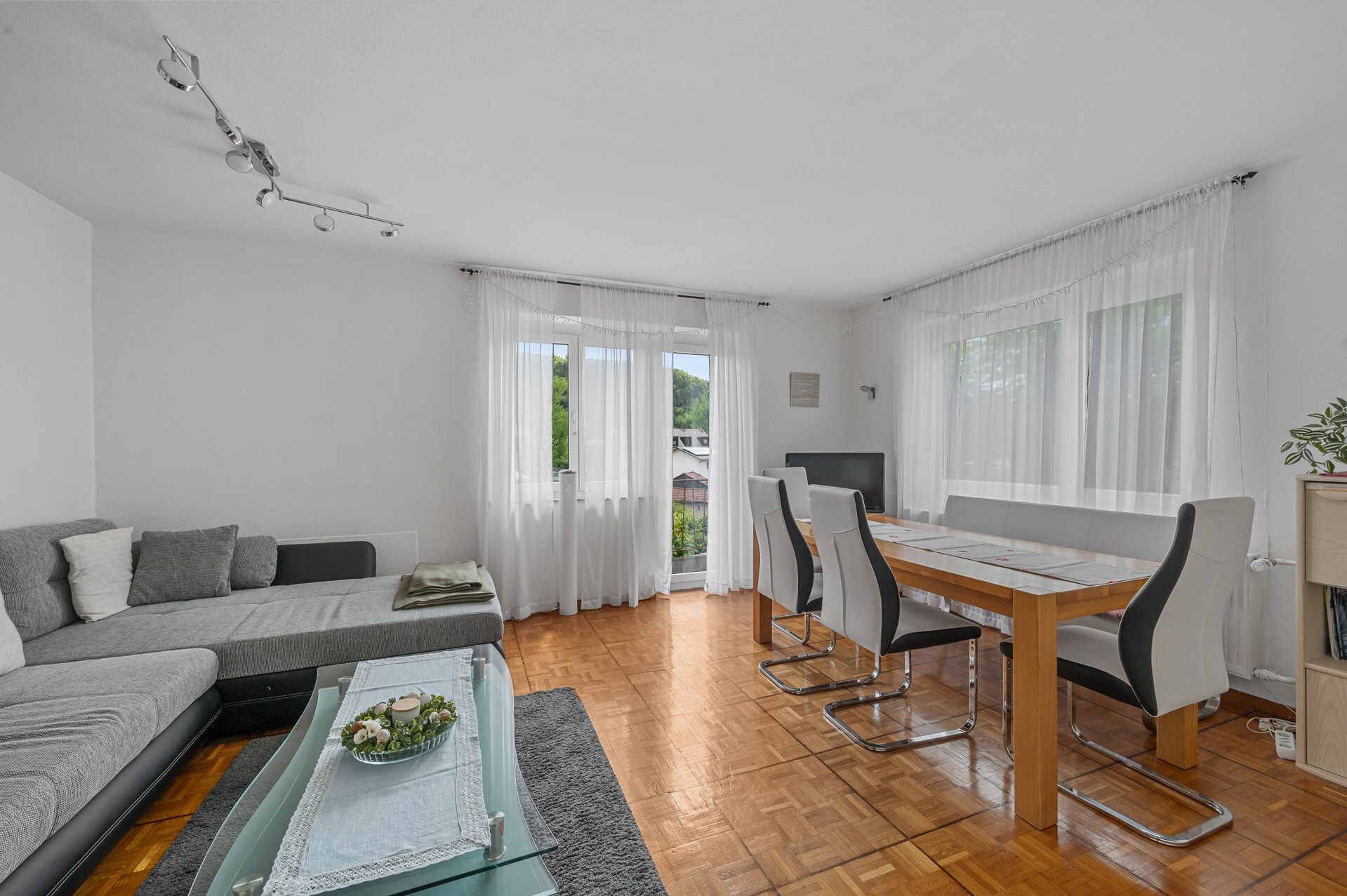 Ingo Leibinger Immobilienvermittlung - Immobilienangebot - Tuttlingen - Alle - PROVISIONSFREI - Einfamilienhaus im Grünen: Viel Grund. Viel Platz. Viel Zuhause.