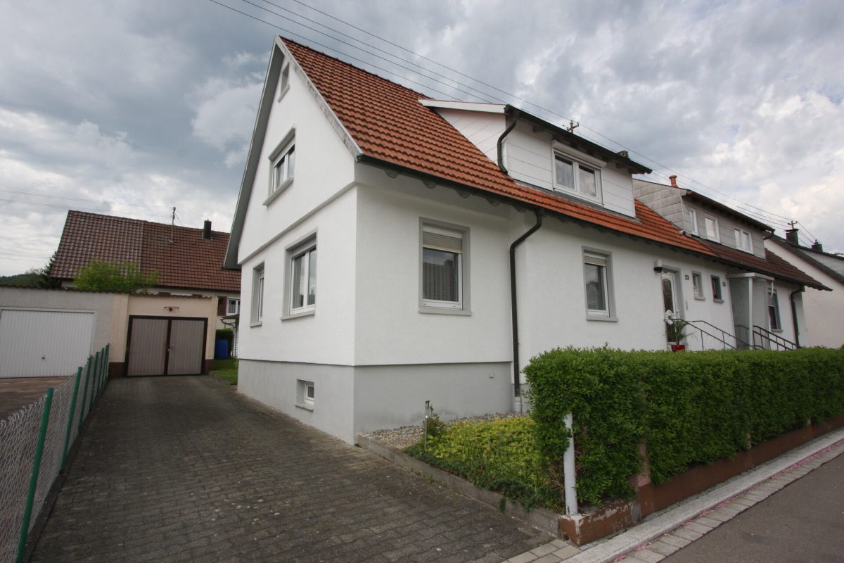 Ingo Leibinger Immobilienvermittlung - Immobilienangebot - Rietheim - Alle - Sympathische Doppelhaushälfte - Provisionsfrei !