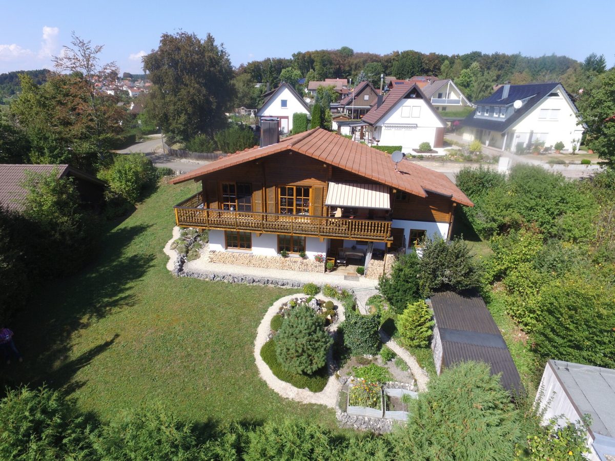 Ingo Leibinger Immobilienvermittlung - Immobilienangebot - Irndorf - Alle - PROVISIONSFREI! Wunderschönes Ferienhaus mit Sauna im Donautal