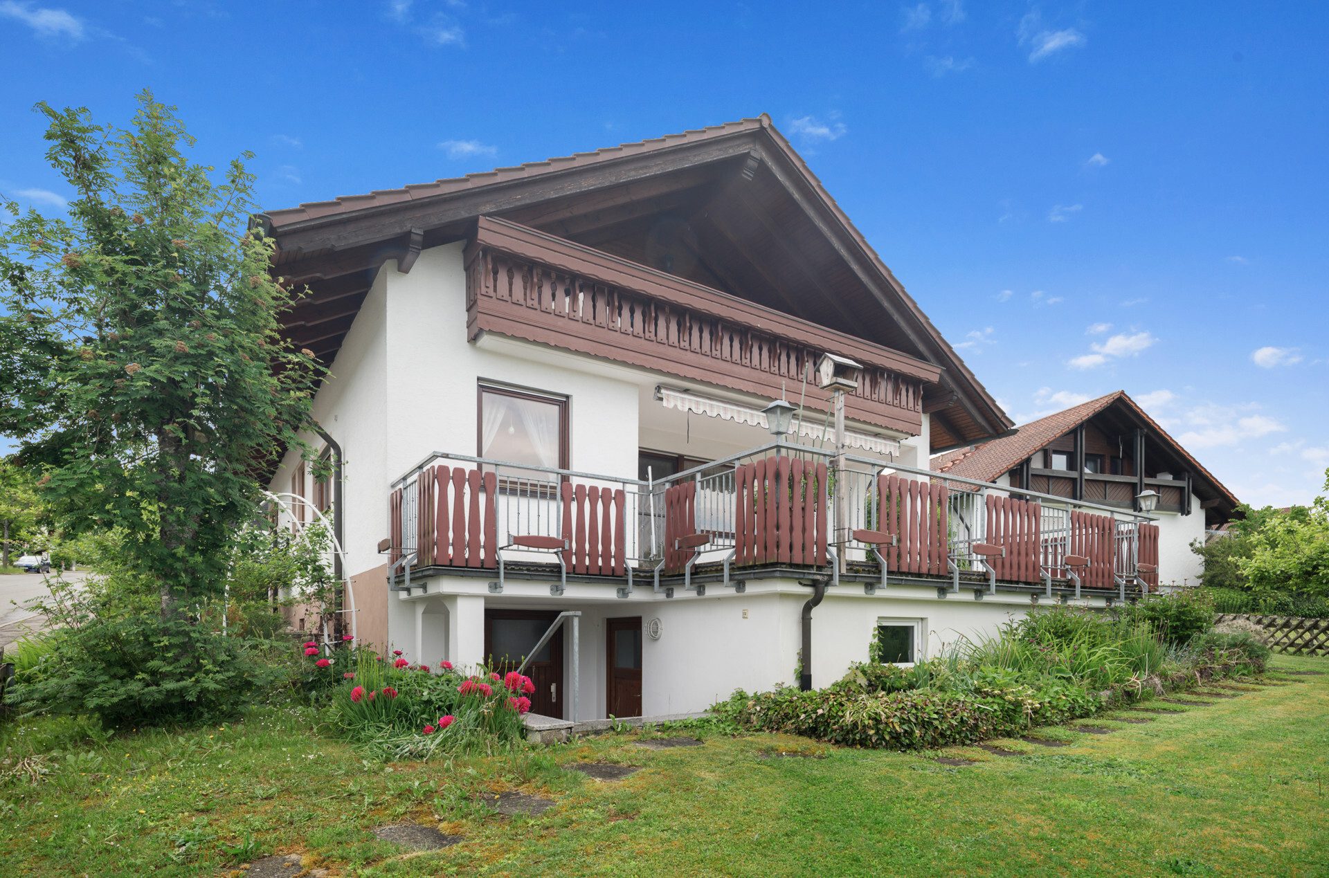 Ingo Leibinger Immobilienvermittlung - Immobilienangebot - Tuttlingen - Alle - PROVISIONSFREI- Viel Platz zum Leben – Top gelegenes Einfamilienhaus mit Garten & Garage