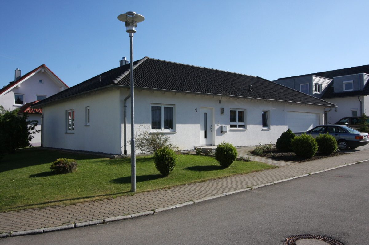Ingo Leibinger Immobilienvermittlung - Immobilienangebot - Gosheim - Alle - Wohnen auf einer Ebene - Einfamilien Bungalow