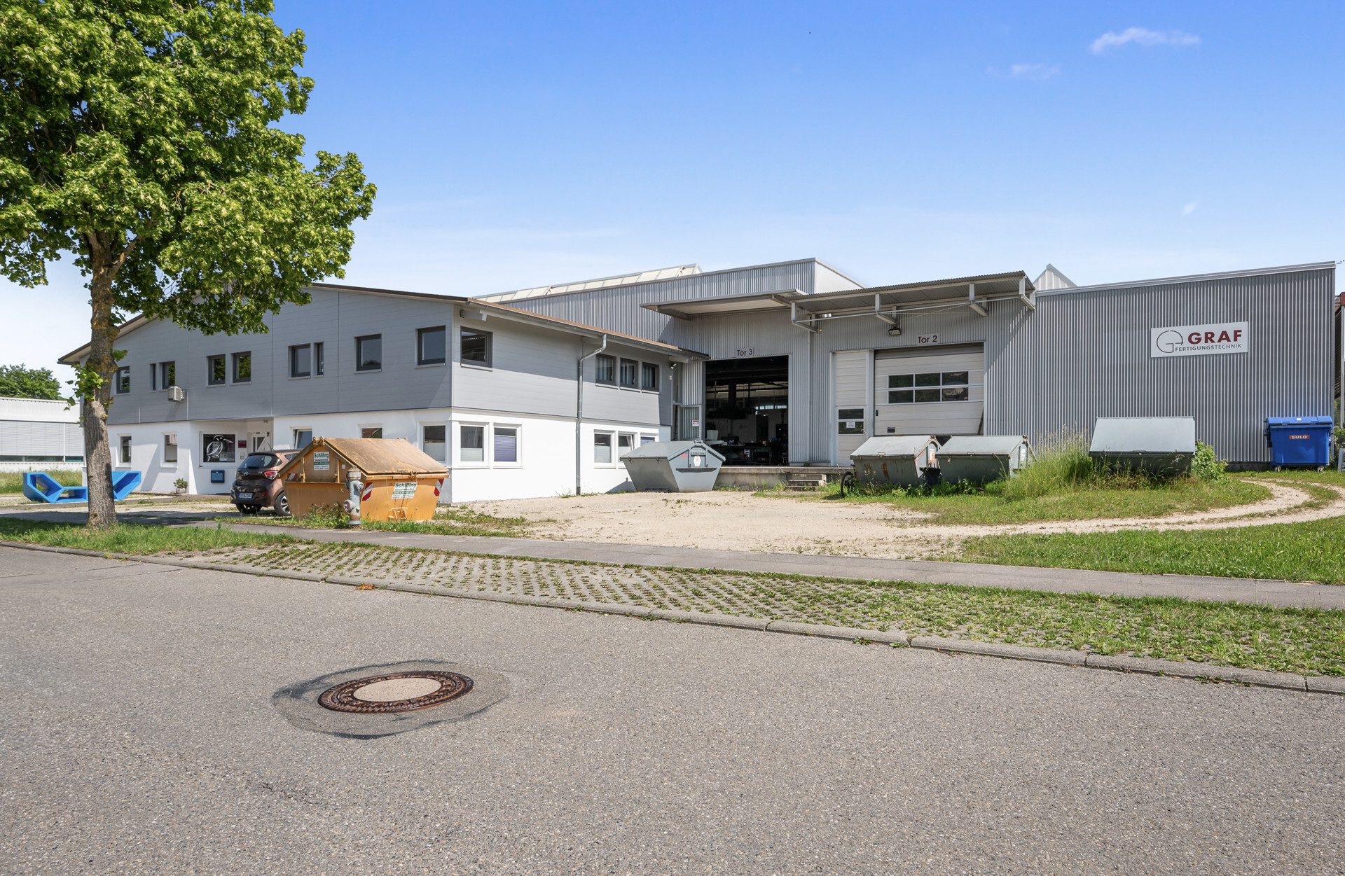 Ingo Leibinger Immobilienvermittlung - Immobilienangebot - Tuttlingen / Nendingen - Alle - Moderne Gewerbeimmobilie mit Entwicklungspotenzial in Tuttlingen-Nendingen