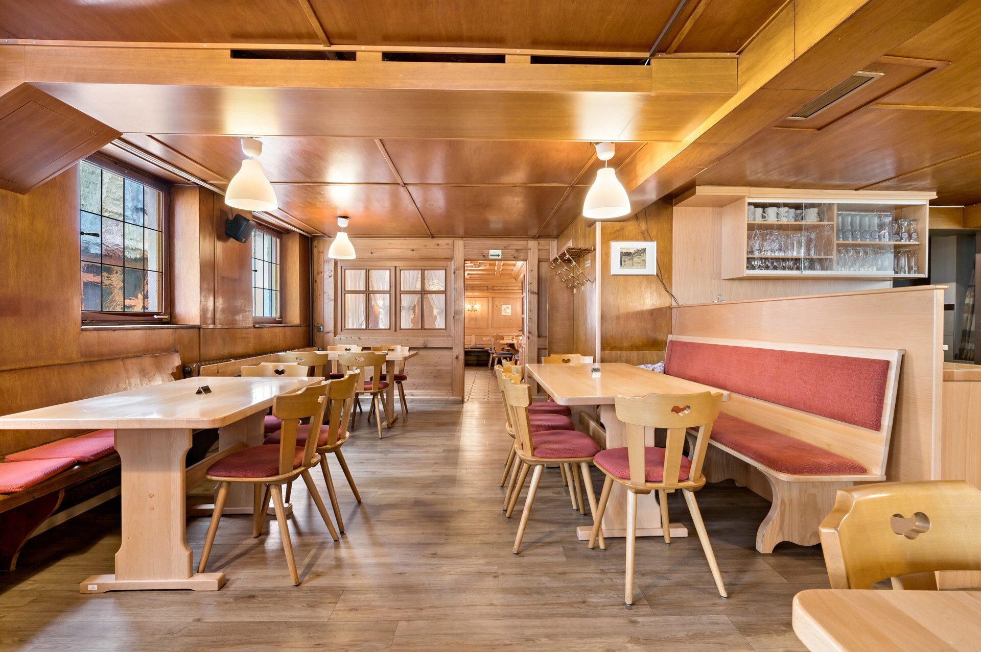 Ingo Leibinger Immobilienvermittlung - Immobilienangebot - Mühlheim - Alle - -provisionsfrei- Gemütliche Gaststätte mit Fremdenzimmer und Kegelbahn am Donauradweg