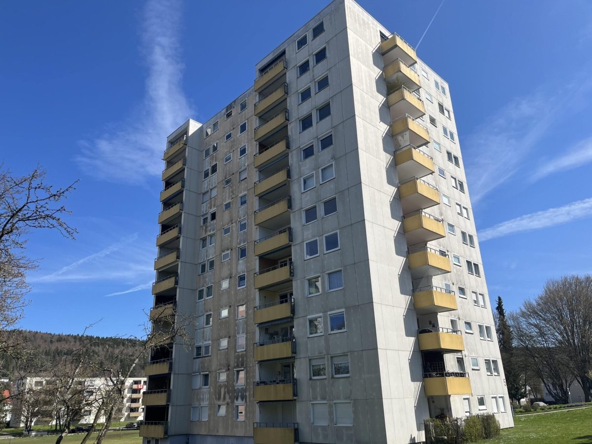 Ingo Leibinger Immobilienvermittlung - Immobilienangebot - Tuttlingen - Alle - 4-Zimmer-Traumwohnung mit TOP Aussicht in Tuttlingen