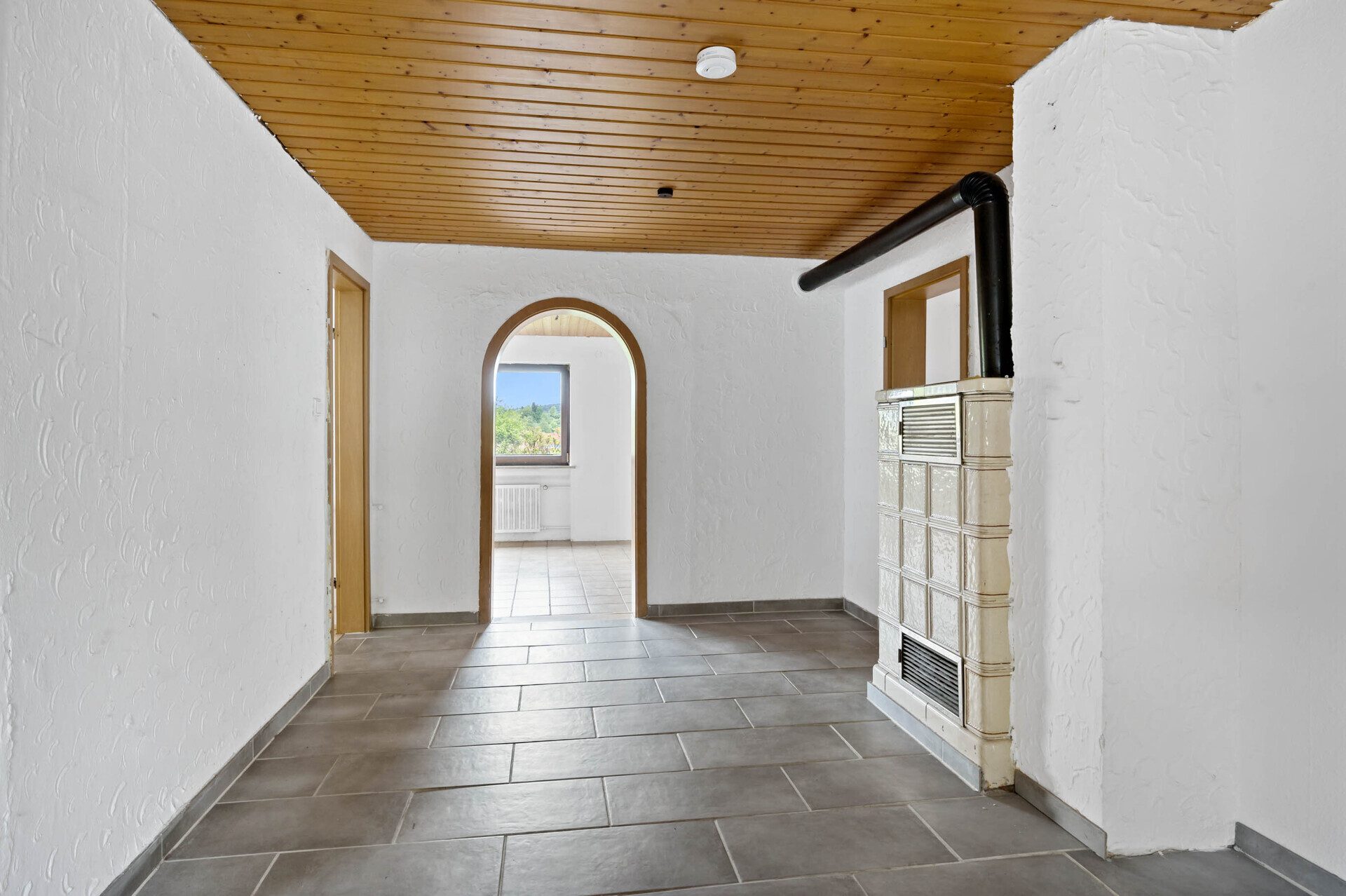 Ingo Leibinger Immobilienvermittlung - Immobilienangebot - Tuttlingen - Alle - PROVISIONSFREI - Viel Platz für Ideen: Einfamilienhaus mit großem Garten