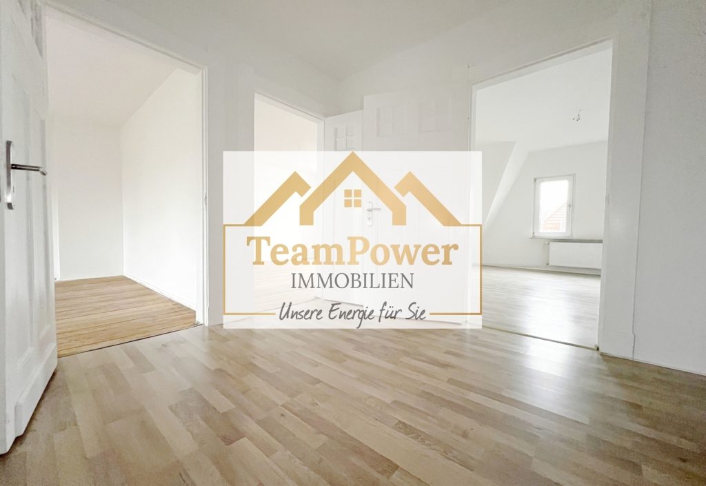 TeamPower Immobilien GmbH - Immobilienangebot - Neumünster - Alle - Wertvolle Investition: Moderne 3-Zimmer Wohnung mit Charme und Potenzial!
