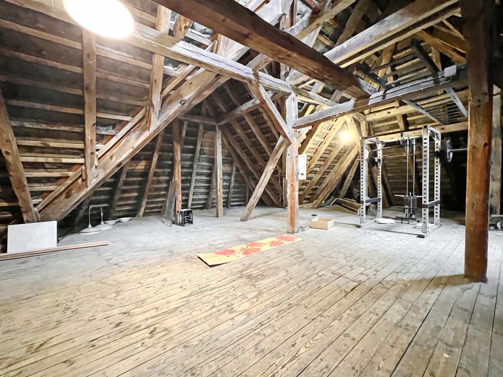 TeamPower Immobilien GmbH - Immobilienangebot - Elmshorn - Alle - Ein Stück Elmshorner Geschichte
Hochwertig saniert und vielseitig
nutzbar