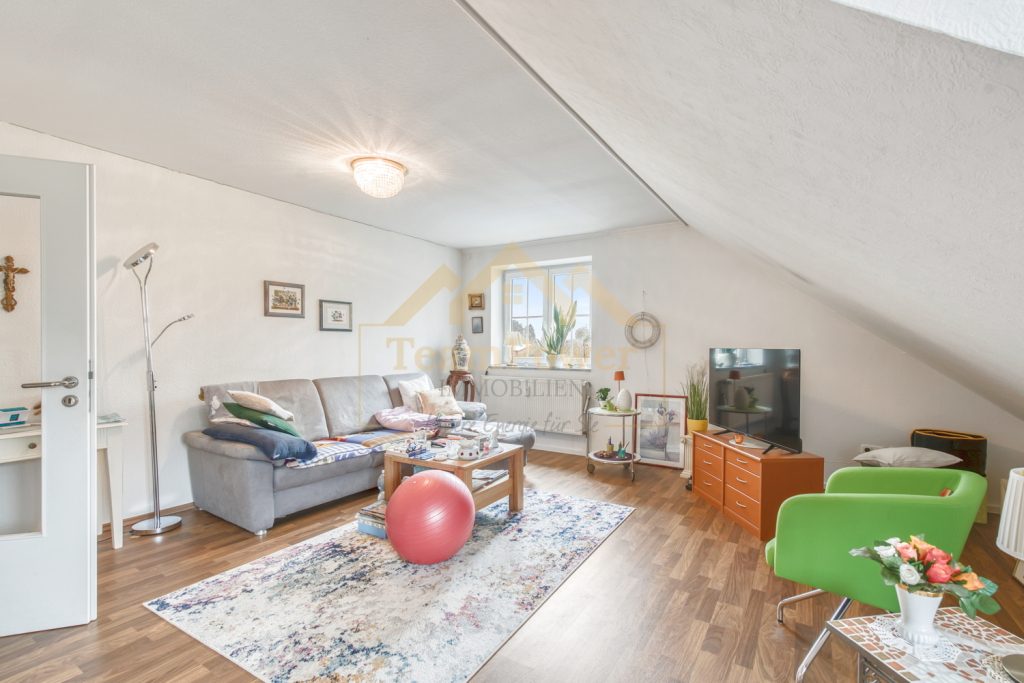 TeamPower Immobilien GmbH - Immobilienangebot - Großenaspe - Alle - Besondere Gewerbe-Immobilie - Arbeiten und Großzügiges Wohnen - Alles unter einem Dach !