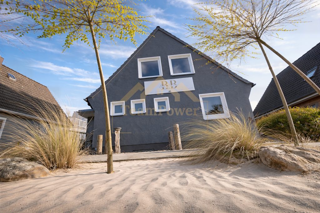 TeamPower Immobilien GmbH - Immobilienangebot - Kellinghusen - Alle - Modernes Wohnen trifft klassische Substanz – bezugsfertiges Traumhaus