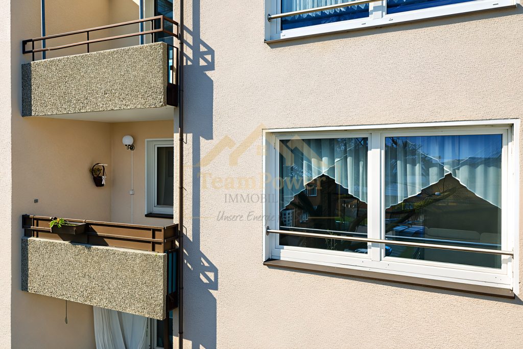 TeamPower Immobilien GmbH - Immobilienangebot - Bad Bramstedt - Alle - Mitten im Leben: 3 Zimmer, helle Loggia und großzügiges Wohnen auf 80 m²