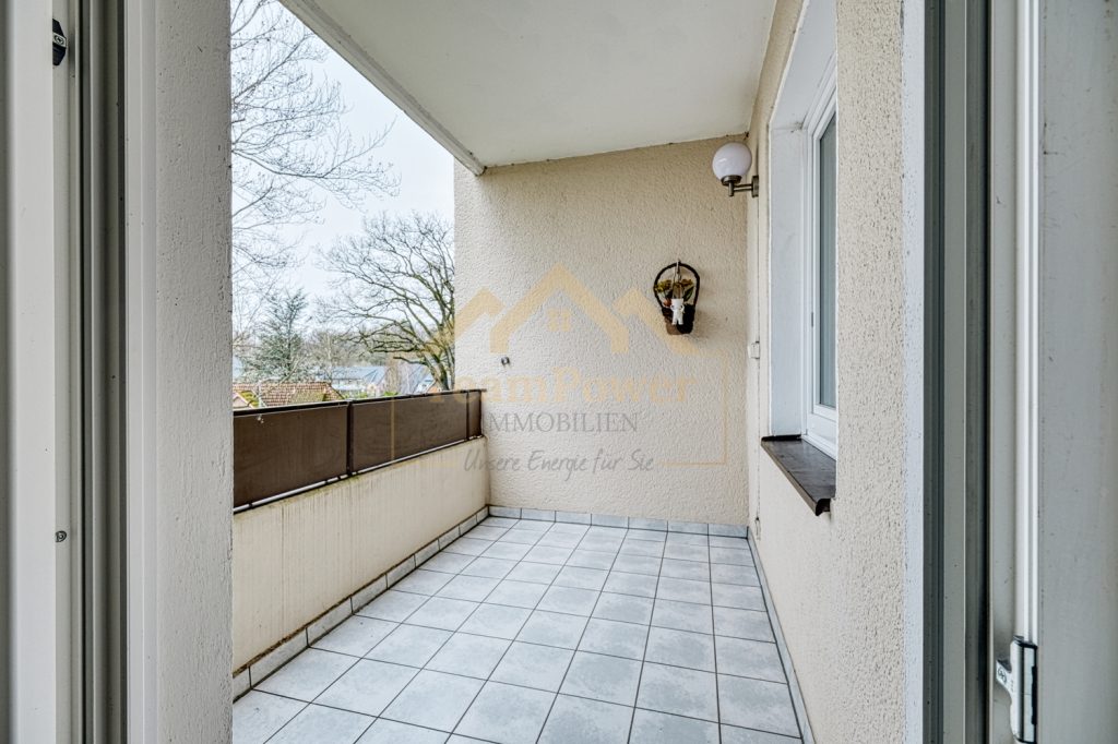 TeamPower Immobilien GmbH - Immobilienangebot - Bad Bramstedt - Alle - Mitten im Leben: 3 Zimmer, helle Loggia und großzügiges Wohnen auf 80 m²