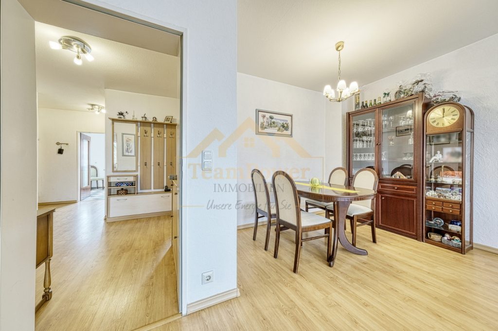 TeamPower Immobilien GmbH - Immobilienangebot - Bad Bramstedt - Alle - Mitten im Leben: 3 Zimmer, helle Loggia und großzügiges Wohnen auf 80 m²