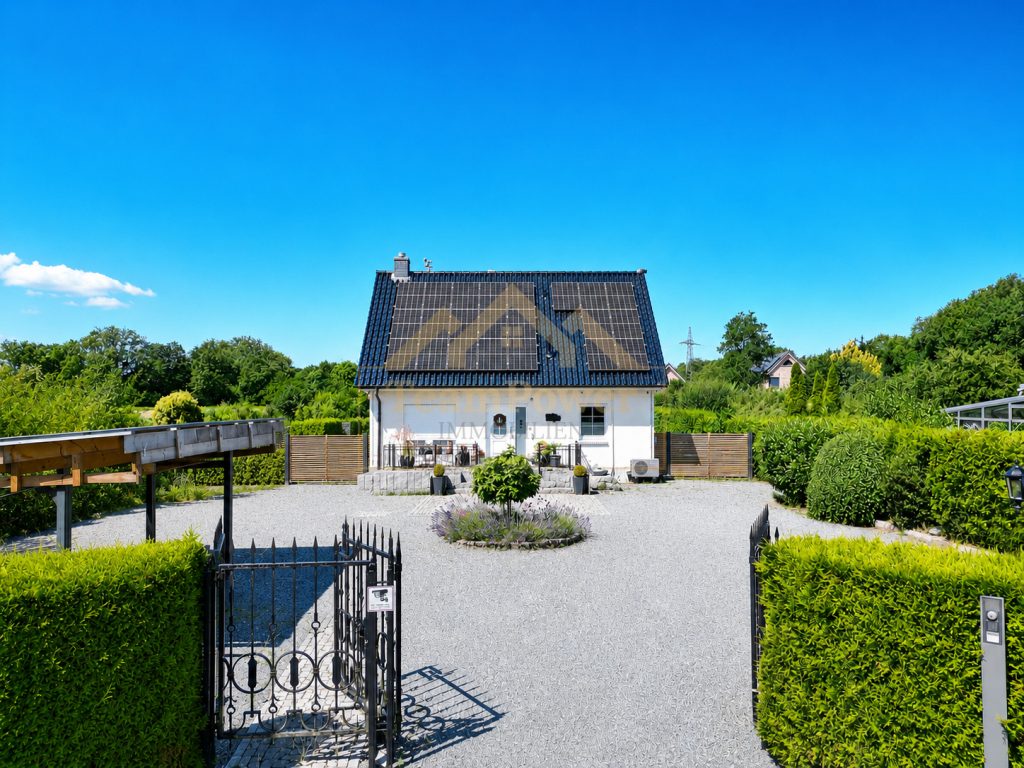 TeamPower Immobilien GmbH - Immobilienangebot - Hasenkrug - Alle - Familientraum mit Gartenidylle & viel Platz zum Leben!