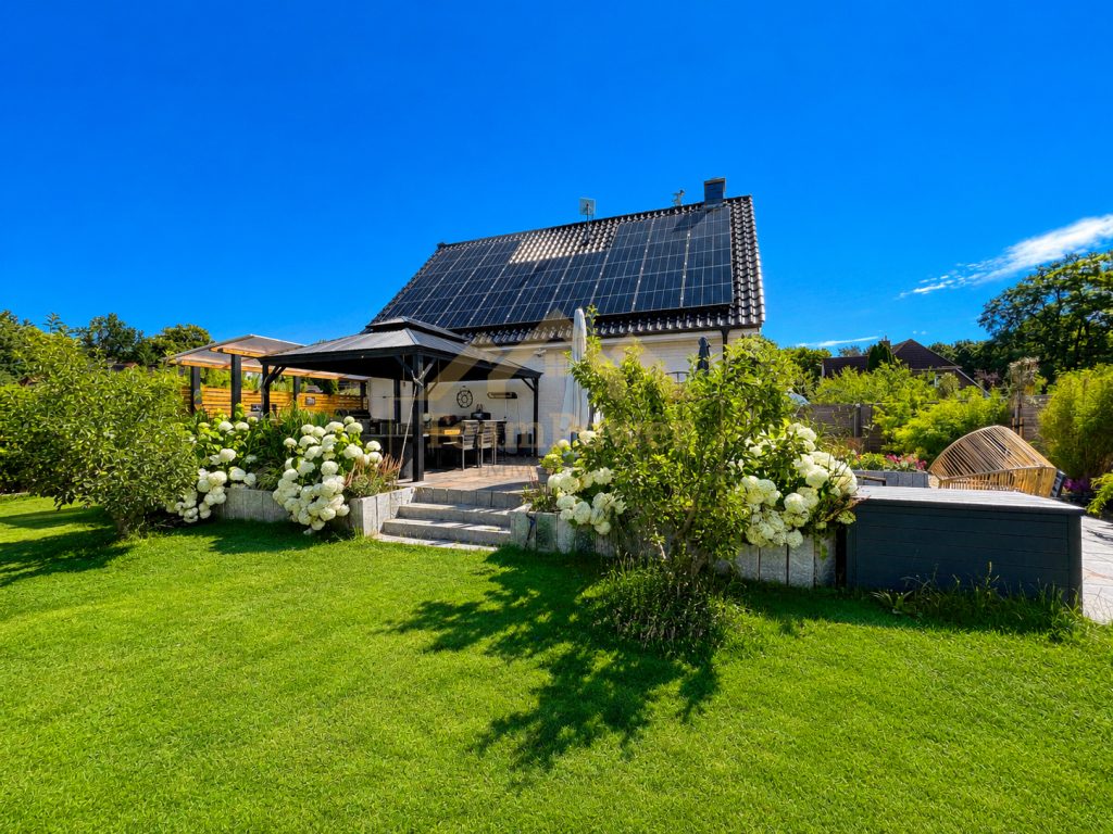 TeamPower Immobilien GmbH - Immobilienangebot - Hasenkrug - Alle - Familientraum mit Gartenidylle & viel Platz zum Leben!