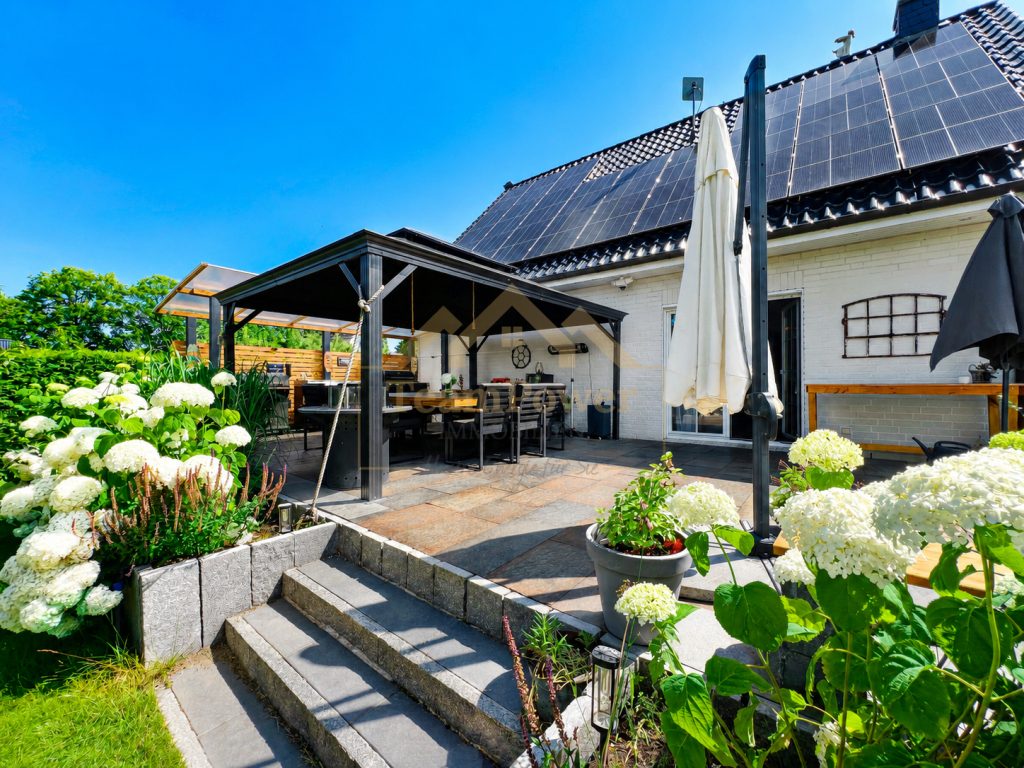 TeamPower Immobilien GmbH - Immobilienangebot - Hasenkrug - Alle - Familientraum mit Gartenidylle & viel Platz zum Leben!