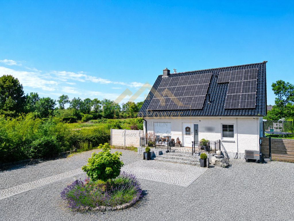 TeamPower Immobilien GmbH - Immobilienangebot - Hasenkrug - Alle - Familientraum mit Gartenidylle & viel Platz zum Leben!