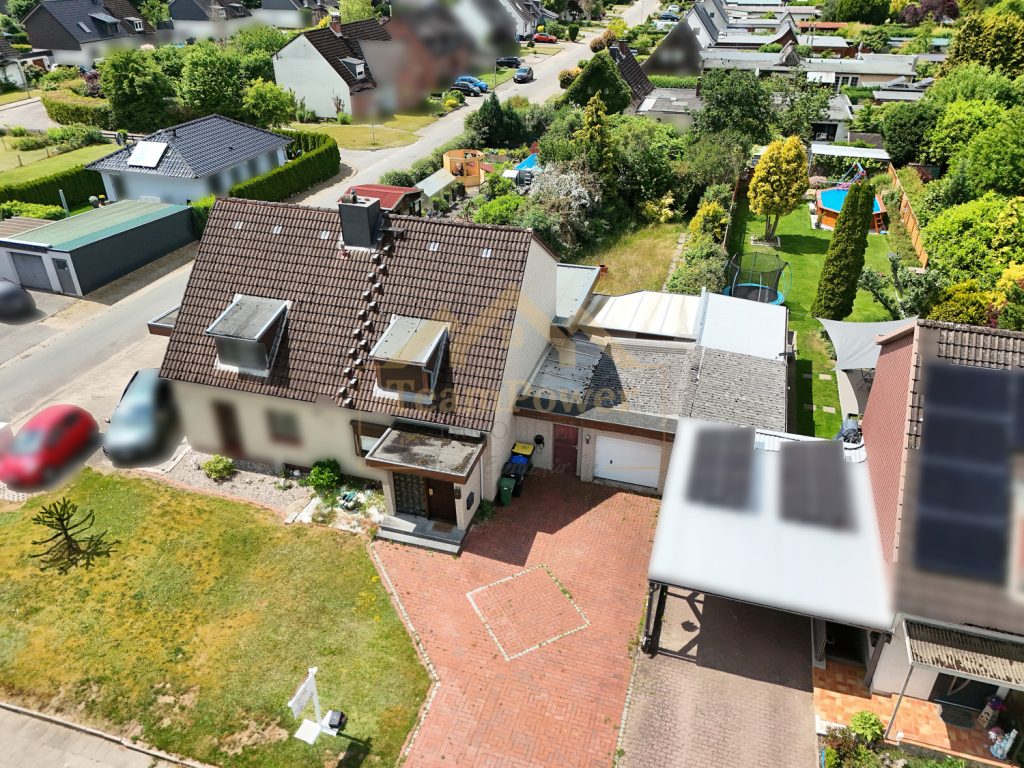 TeamPower Immobilien GmbH - Immobilienangebot - Neumünster - Alle - Mehr als ein Zuhause –
Ihr Familienglück mit großem Garten