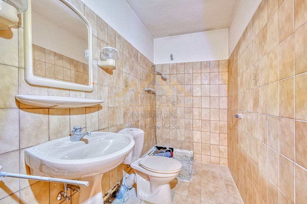 TeamPower Immobilien GmbH - Immobilienangebot - Neumünster - Alle - Mehr als ein Zuhause –
Ihr Familienglück mit großem Garten