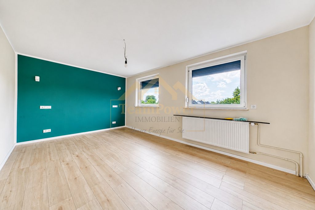 TeamPower Immobilien GmbH - Immobilienangebot - Neumünster - Alle - Mehr als ein Zuhause –
Ihr Familienglück mit großem Garten