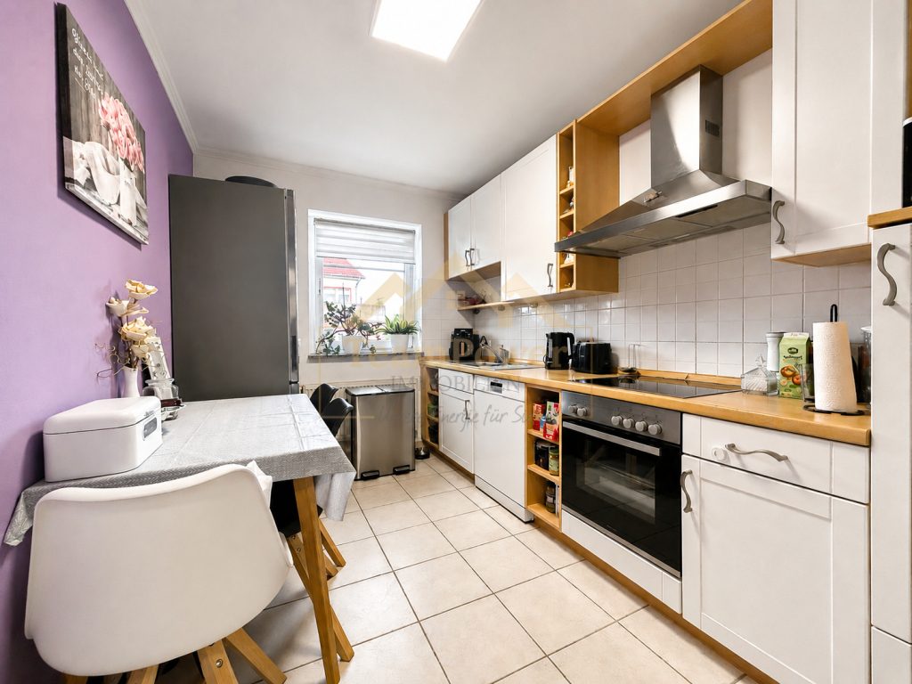 TeamPower Immobilien GmbH - Immobilienangebot - Kaltenkirchen - Alle - Ideal für Senioren, Paare oder Kapitalanleger – modernisierte Wohnung mit Fahrstuhl