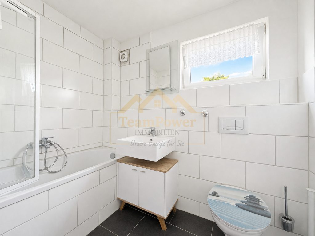 TeamPower Immobilien GmbH - Immobilienangebot - Neumünster - Alle - Günstiger als Miete zahlen - jetzt schnell sein!