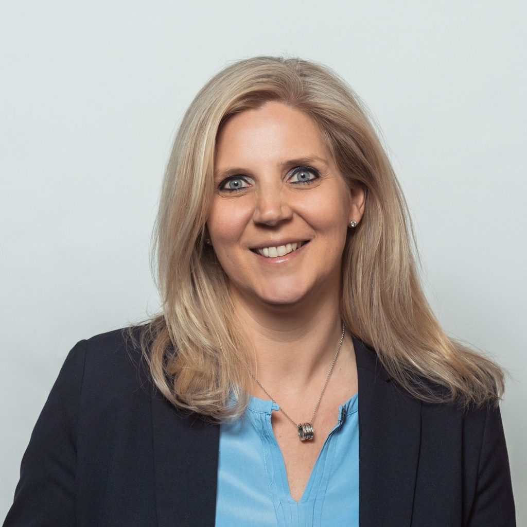 Claudia Steinfort - Eine Mitarbeiterin der S Immobilienpartner Köln Bonn