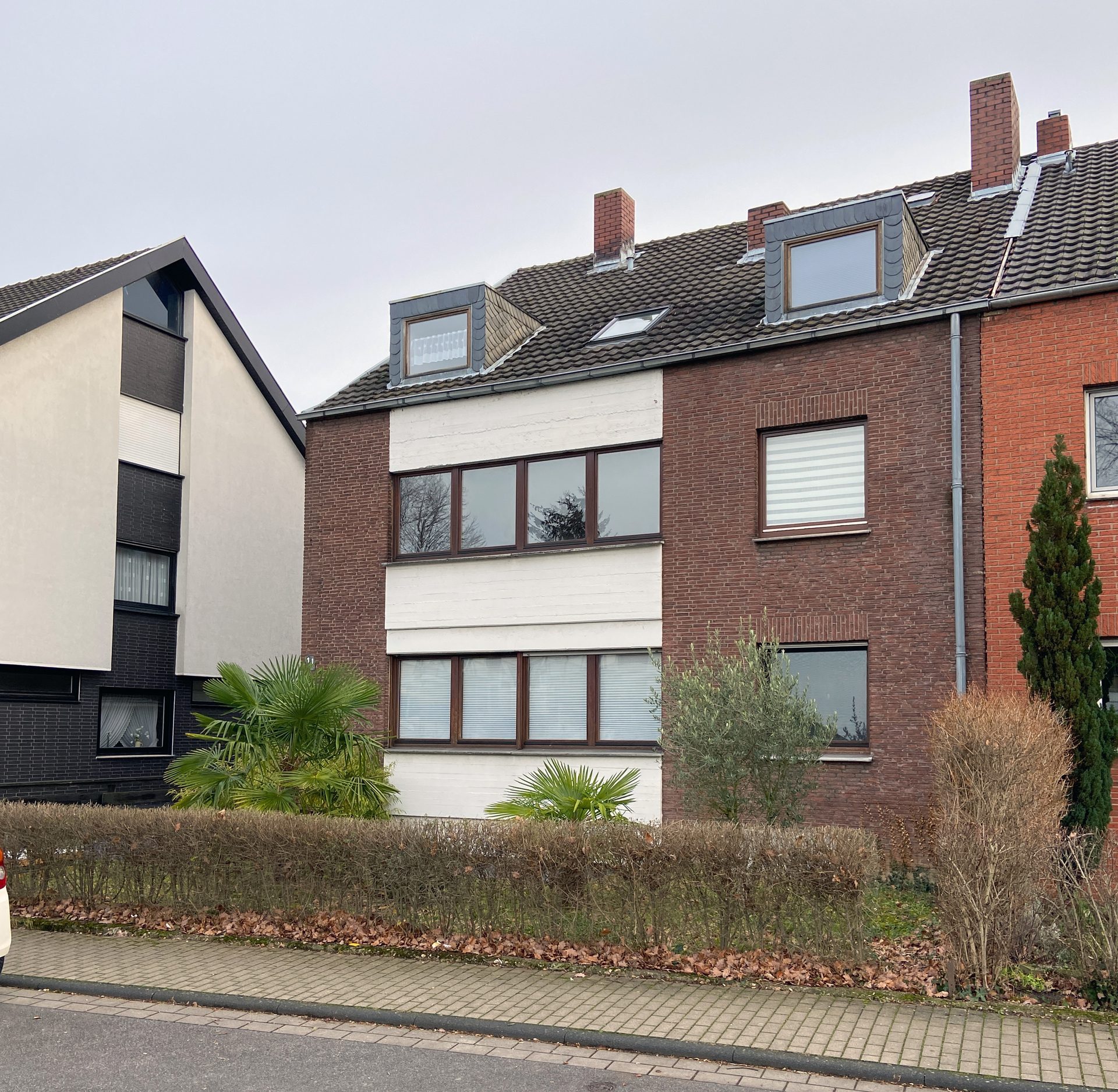 Immobilienangebot - Hürth - Wohnung - Mit Garten und Hobbyraum