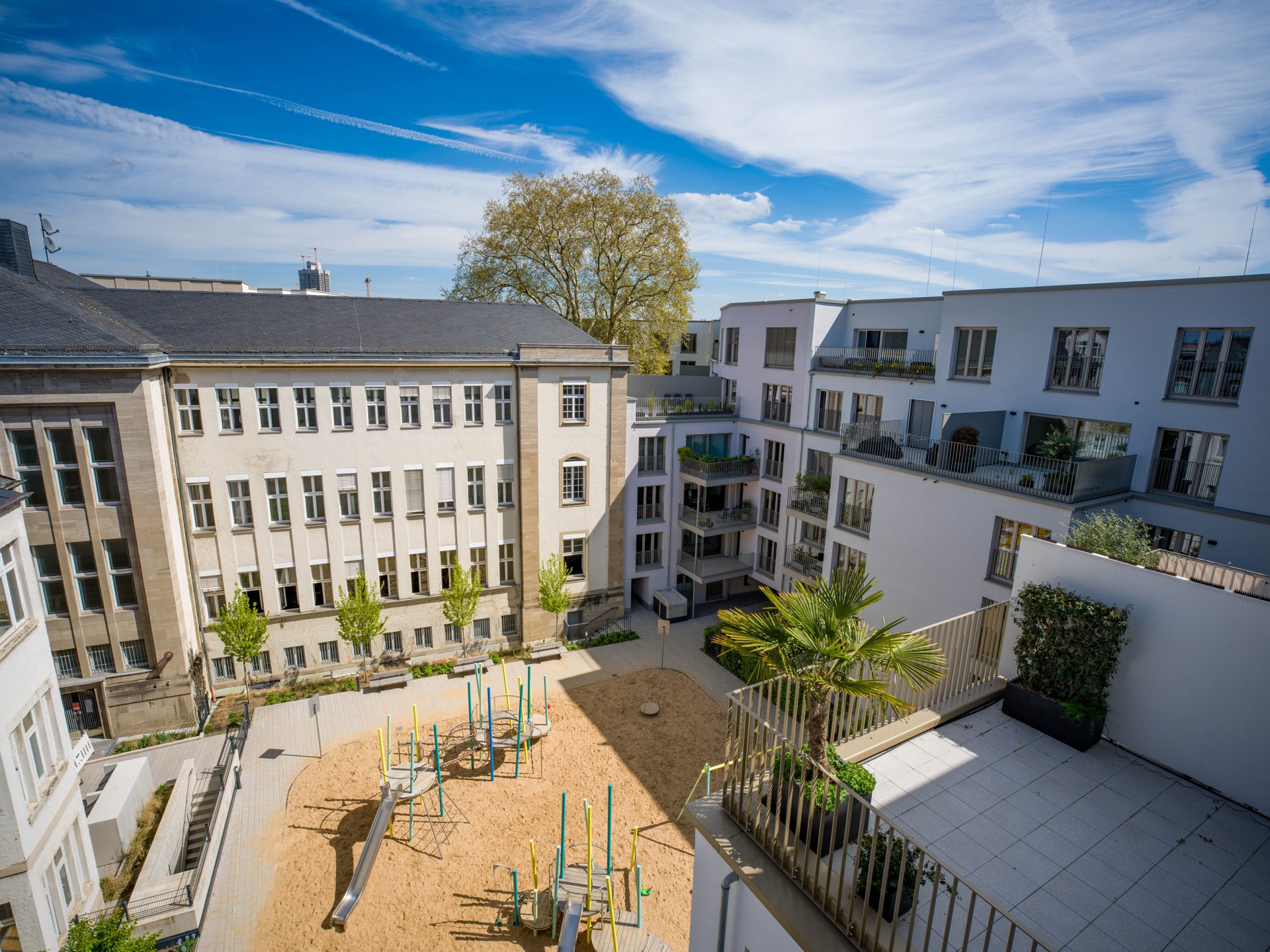 Immobilienangebot - Köln - Wohnung - Viva Agrippina: Exklusives 4-Zimmer-Penthouse mit Dachterrasse am Rhein