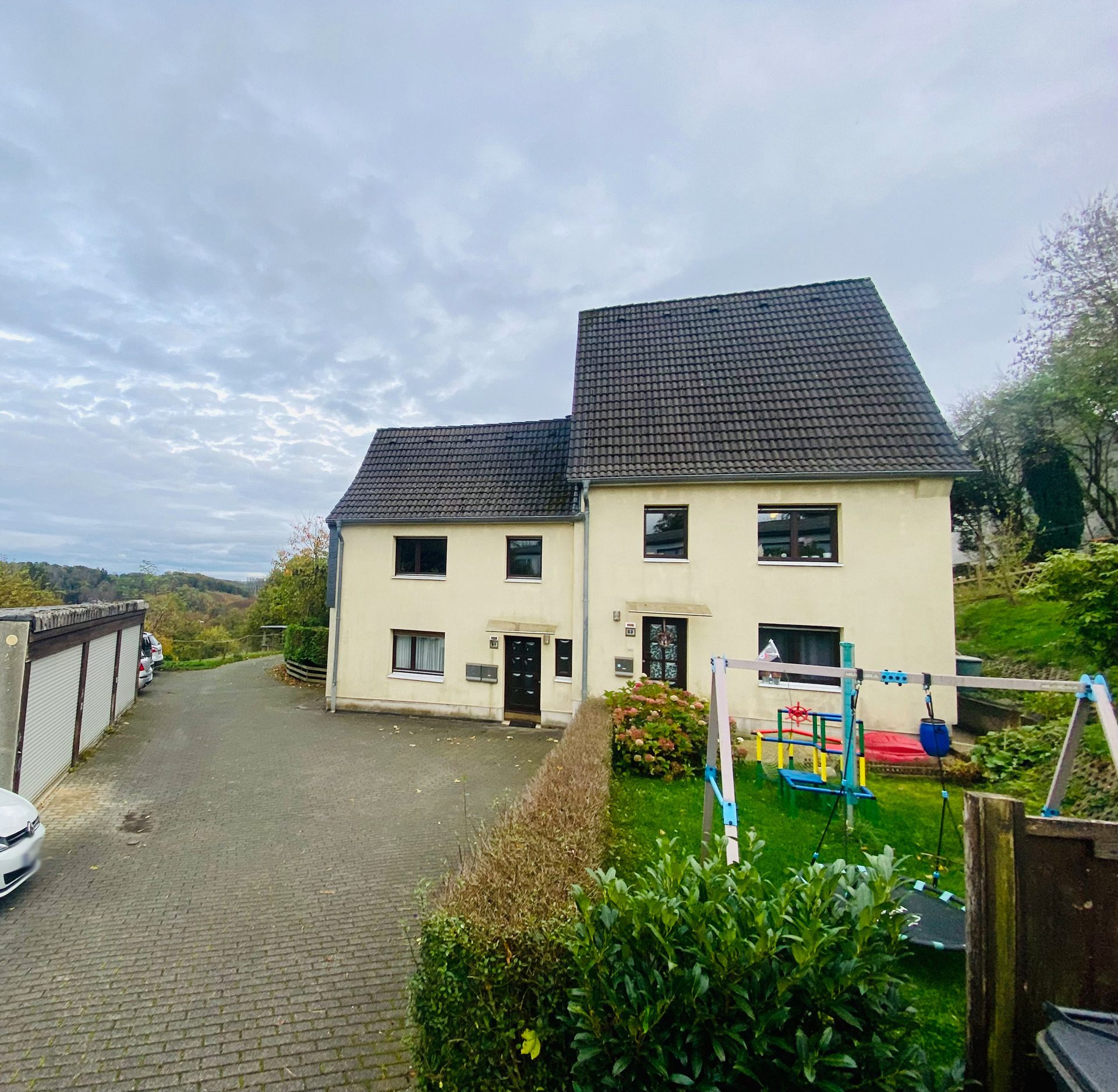Immobilienangebot - Kürten - Haus - Top gepflegtes 4-Familienhaus in Kürten!