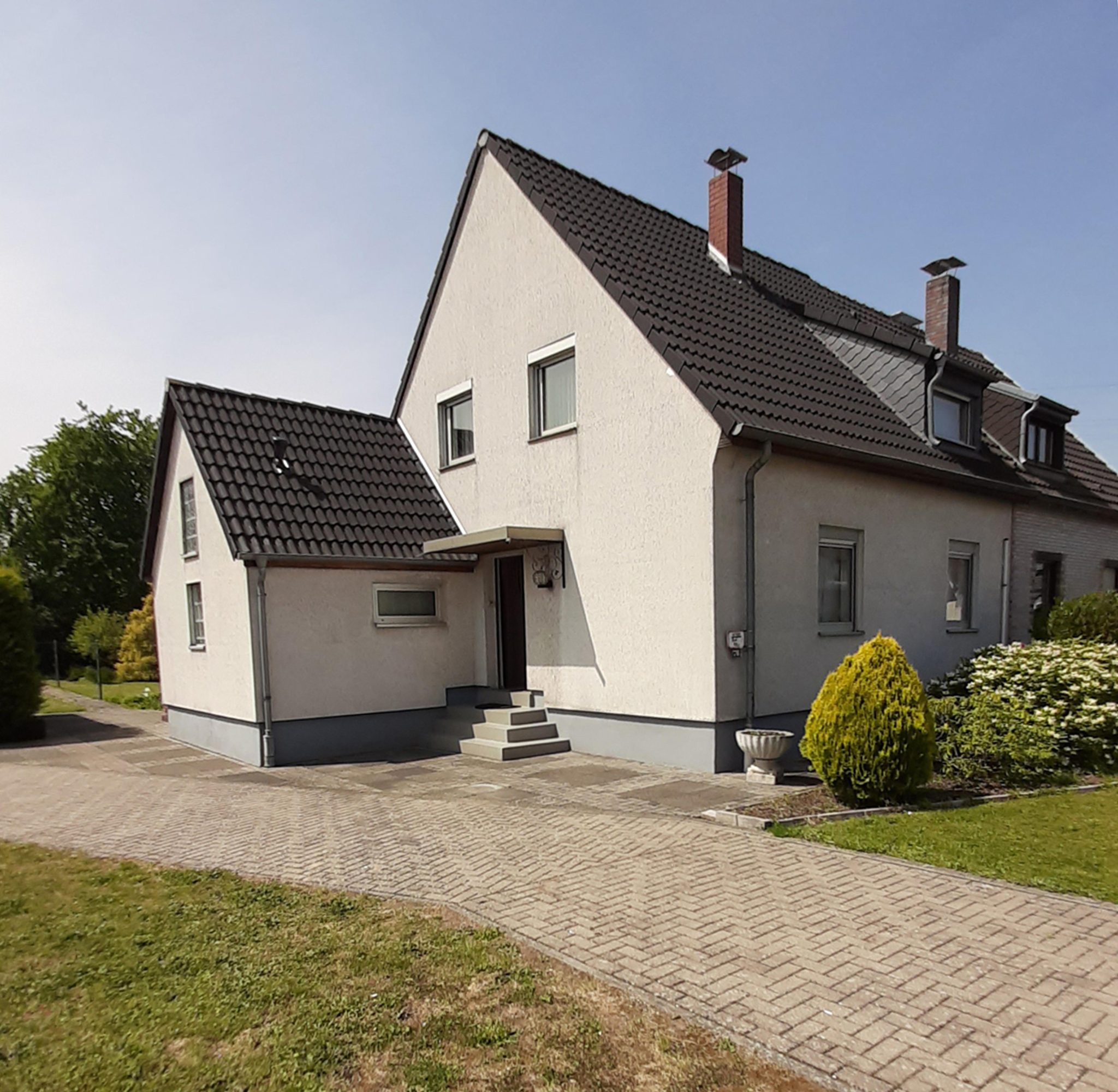 S Immobilienpartner GmbH - Immobilienangebot - Wesseling - Urfeld - Doppelhaushälfte - Zwischen Köln und Bonn.