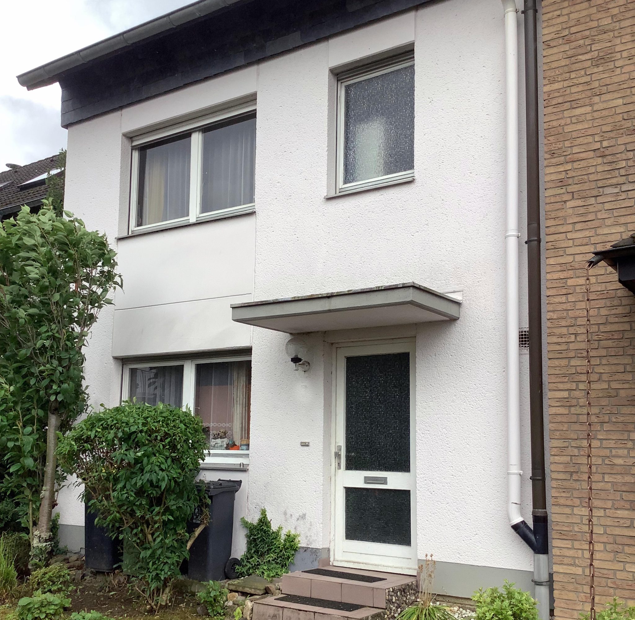 S Immobilienpartner GmbH - Immobilienangebot - Sankt - Augustin - Niederpleis - Niederpleis - Reihenmittelhaus - Handwerker gesucht!