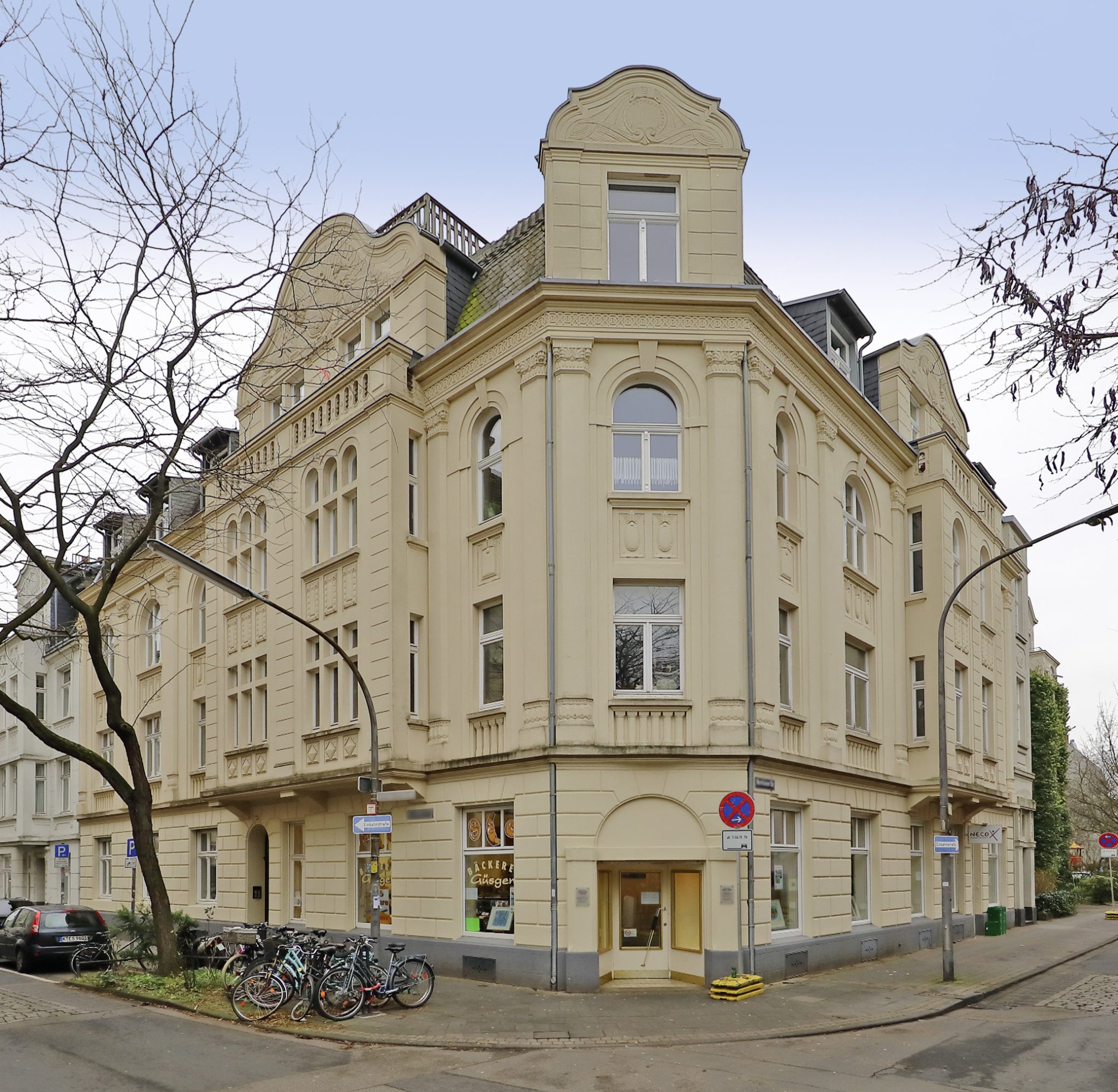 S Immobilienpartner GmbH - Immobilienangebot - Köln - Nippes - Nippes - Erdgeschosswohnung - Denkmal im Veedel